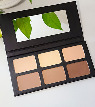 Fall Beauty Influencer Kokie contour palette