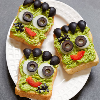 Halloween recipes Monster Avocado Toast