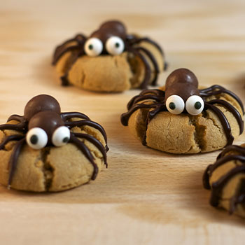 Halloween recipes Peanut Butter Spider Cookies